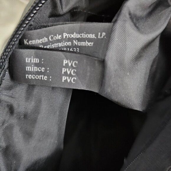 Kenneth Cole Reaction Vegan Pebble Leather Pocket Black Shoulder Bag - Picture 11 of 14